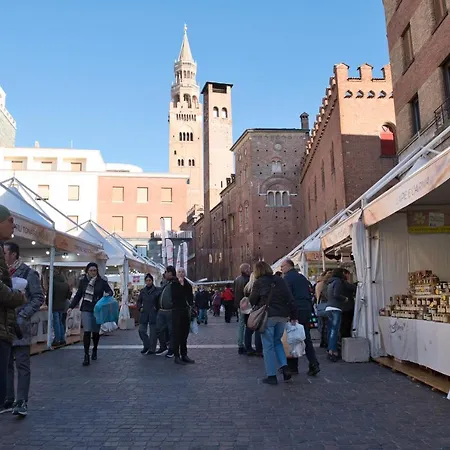 Appartamento Sant'Omobono Cremona Exterior photo